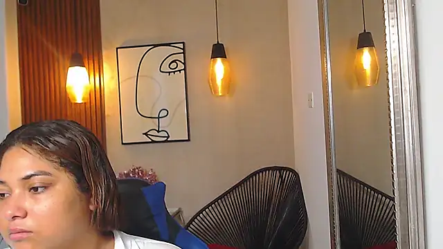 Snapshot of Kenya--Buhle chatting on May 7, 2026, 11:02 am Kenya--Buhle online show from May 7, 2026, 11:02 am