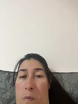 Snapshot of andreaisis2 chatting on March 4, 2026, 5:10 pm andreaisis2 online show from March 4, 2026, 5:10 pm