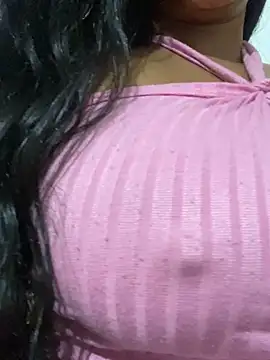 Snapshot of bea3liz chatting on January 19, 2025, 7:47 pm bea3liz online show from January 19, 2025, 7:47 pm