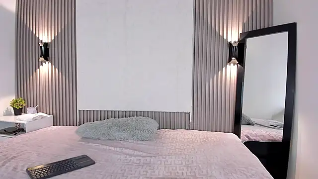 Zafiiraa online show from January 10, 2026, 3:35 am