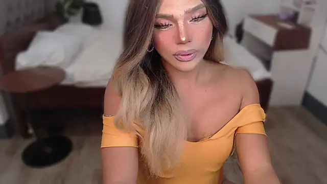 liaa lurrecams online show from July 19, 2026, 12:13 pm