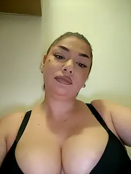 Ella sweety online show from July 18, 2026, 7:11 pm
