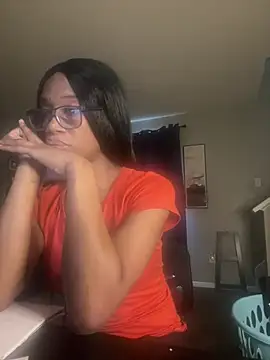 sweetsexiecool7 online show from June 26, 2026, 8:25 pm