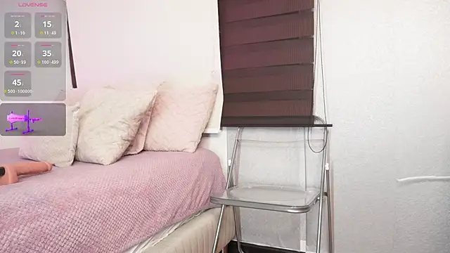 Alexxandra 12 online show from November 26, 2025, 9:42 am