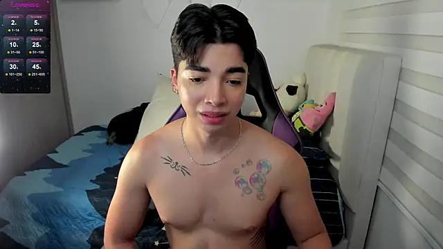 santy7v7 online show from November 1, 2025, 1:16 pm