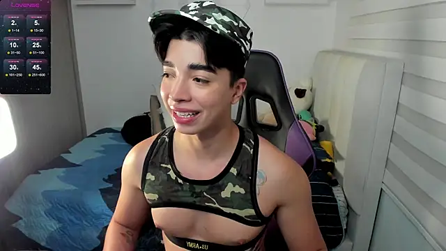 santy7v7 online show from October 30, 2025, 1:20 pm