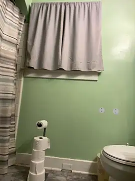 Snapshot of DAJ4002 chatting on February 18, 2026, 1:36 am DAJ4002 online show from February 18, 2026, 1:36 am