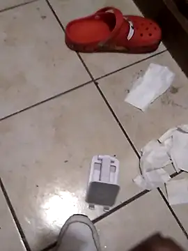 Wero4200 online show from December 13, 2025, 8:37 pm