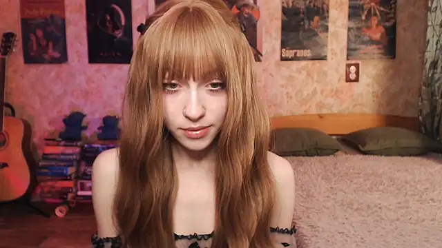 Friendly Ellie online show from October 30, 2025, 11:23 pm