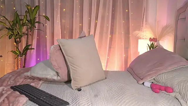 Abbie Jones 1 online show from March 28, 2026, 12:00 am