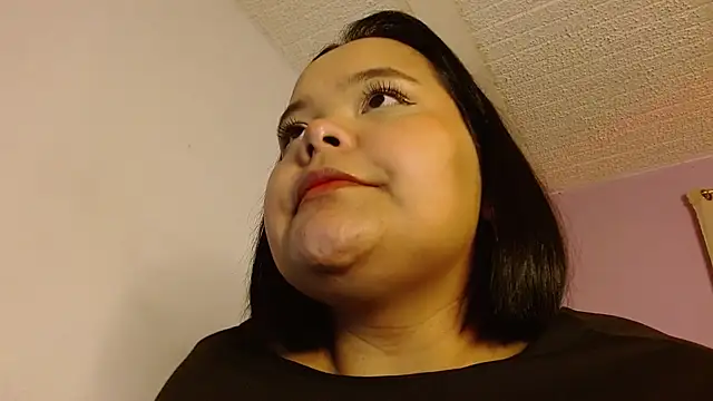 sexychubby    online show from June 14, 2026, 2:24 am