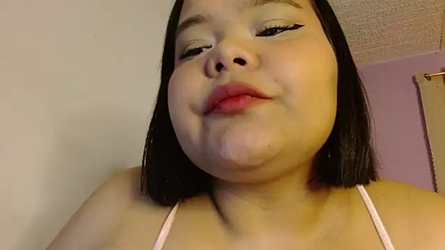 sexychubby    online show from June 14, 2026, 3:57 pm