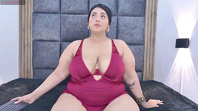 AmandaRousel online show from December 14, 2025, 1:06 pm