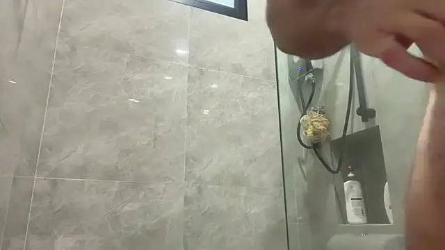 lukegunn online show from April 7, 2026, 11:17 pm