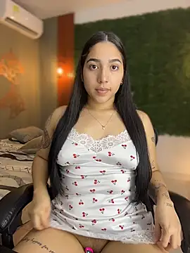 Snapshot of Amandanauty chatting on February 11, 2026, 6:35 am Amandanauty online show from February 11, 2026, 6:35 am