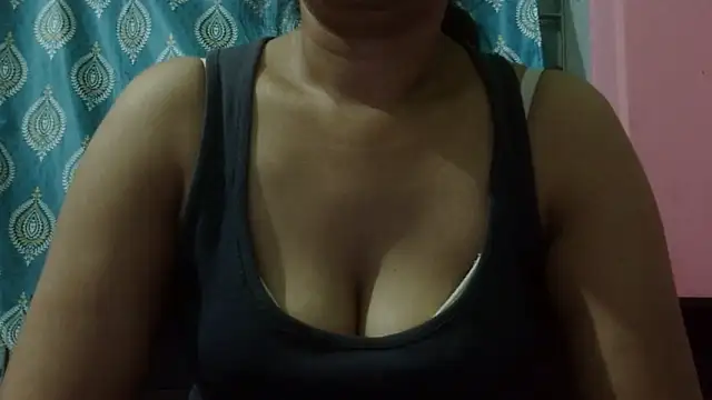 Snapshot of AVNI09- chatting on April 8, 2026, 1:23 pm AVNI09- online show from April 8, 2026, 1:23 pm