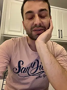 Emre-34 online show from December 22, 2025, 10:32 pm