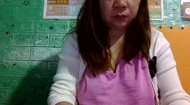 yummyclits4uxxx online show from February 28, 2025, 12:10 am