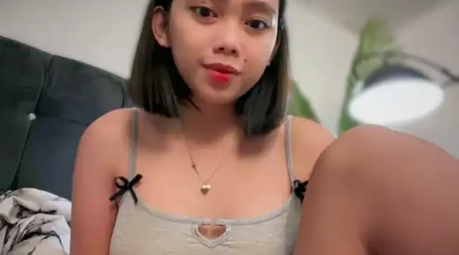 GenesisCastillano online show from March 7, 2025, 11:40 am