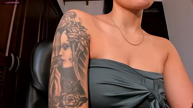 NickyLawson online show from March 16, 2026, 5:44 am