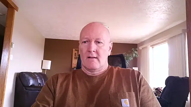 Snapshot of BasicAnt chatting on February 17, 2026, 5:43 pm BasicAnt online show from February 17, 2026, 5:43 pm