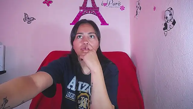 hanna girl21 online show from March 12, 2025, 7:04 pm