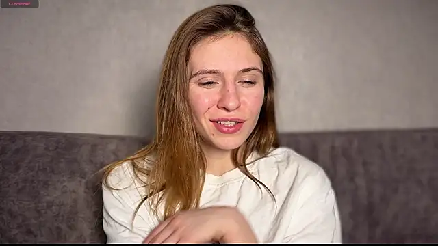 Snapshot of LovelyKatea chatting on February 23, 2026, 9:15 pm LovelyKatea online show from February 23, 2026, 9:15 pm