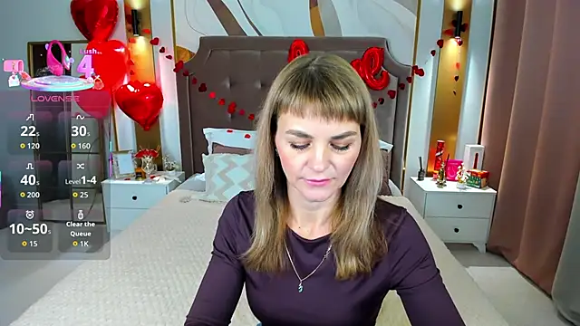 annasimonsj online show from February 18, 2026, 1:03 am