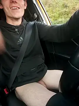 utoopia777 online show from September 9, 2025, 4:49 pm