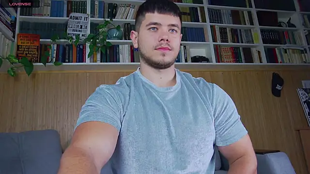 Snapshot of Arilas_ chatting on September 17, 2025, 6:59 am Arilas  online show from September 17, 2025, 6:59 am