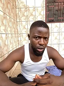 Snapshot of vannycov chatting on September 19, 2025, 12:42 pm vannycov online show from September 19, 2025, 12:42 pm