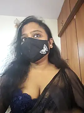 sexynayan23 online show from November 10, 2025, 5:23 am