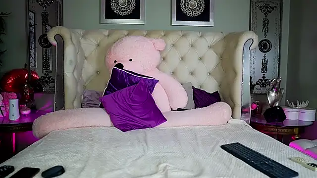 Snapshot of Squirt_Tanya chatting on September 10, 2025, 4:55 am Squirt Tanya online show from September 10, 2025, 4:55 am