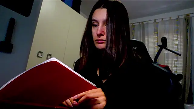 Snapshot of GodlyTheia chatting on November 17, 2025, 9:46 am GodlyTheia online show from November 17, 2025, 9:46 am