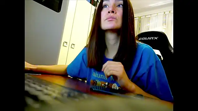 Snapshot of GodlyTheia chatting on February 6, 2026, 12:45 pm GodlyTheia online show from February 6, 2026, 12:45 pm