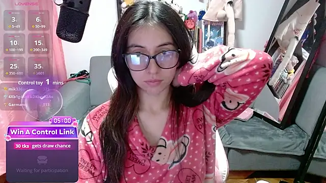 Maggie Fox3 online show from March 27, 2026, 8:26 am