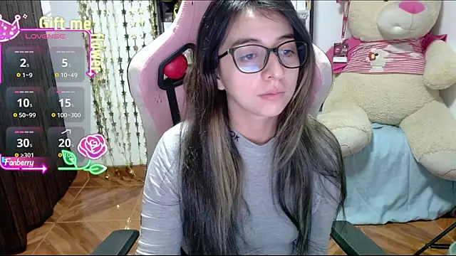 Maggie Fox3 online show from September 27, 2025, 2:50 am