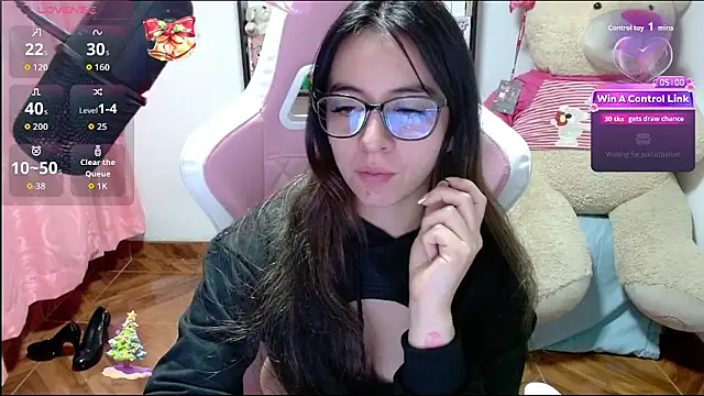 Snapshot of Maggie_Fox3 chatting on January 19, 2026, 1:42 am Maggie Fox3 online show from January 19, 2026, 1:42 am