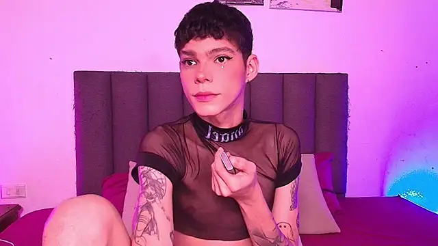 Snapshot of Varya_Ferreira chatting on August 3, 2026, 1:47 am Varya Ferreira online show from August 3, 2026, 1:47 am