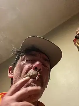 Snapshot of maxximere chatting on February 13, 2026, 7:25 pm maxximere online show from February 13, 2026, 7:25 pm