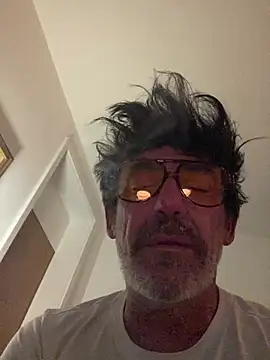 Snapshot of maxximere chatting on February 28, 2026, 10:09 pm maxximere online show from February 28, 2026, 10:09 pm