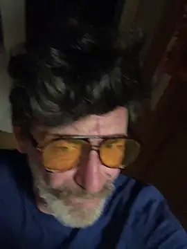 Snapshot of maxximere chatting on February 5, 2026, 6:59 pm maxximere online show from February 5, 2026, 6:59 pm