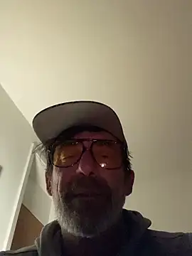 Snapshot of maxximere chatting on February 10, 2026, 11:26 pm maxximere online show from February 10, 2026, 11:26 pm