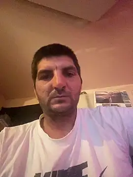 ilievmt84 online show from July 18, 2026, 9:29 am