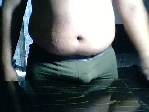 Snapshot of Wildguycums chatting on November 10, 2025, 6:13 pm Wildguycums online show from November 10, 2025, 6:13 pm