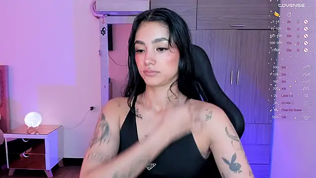 Lizzie corner v online show from April 9, 2026, 2:45 pm