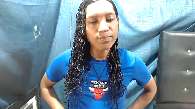 Snapshot of shairaStarr chatting on October 9, 2025, 2:06 pm shairaStarr online show from October 9, 2025, 2:06 pm
