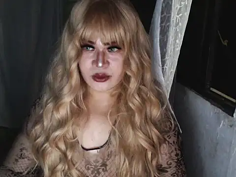 Snapshot of Hugeladycockmarga chatting on February 4, 2026, 11:38 am Hugeladycockmarga online show from February 4, 2026, 11:38 am