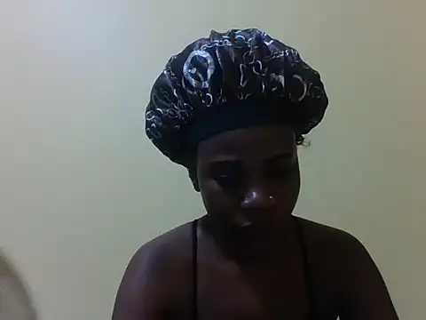 Sweetbaby004 online show from March 4, 2026, 6:37 pm