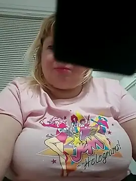 JemJensen30 online show from May 26, 2026, 8:34 am